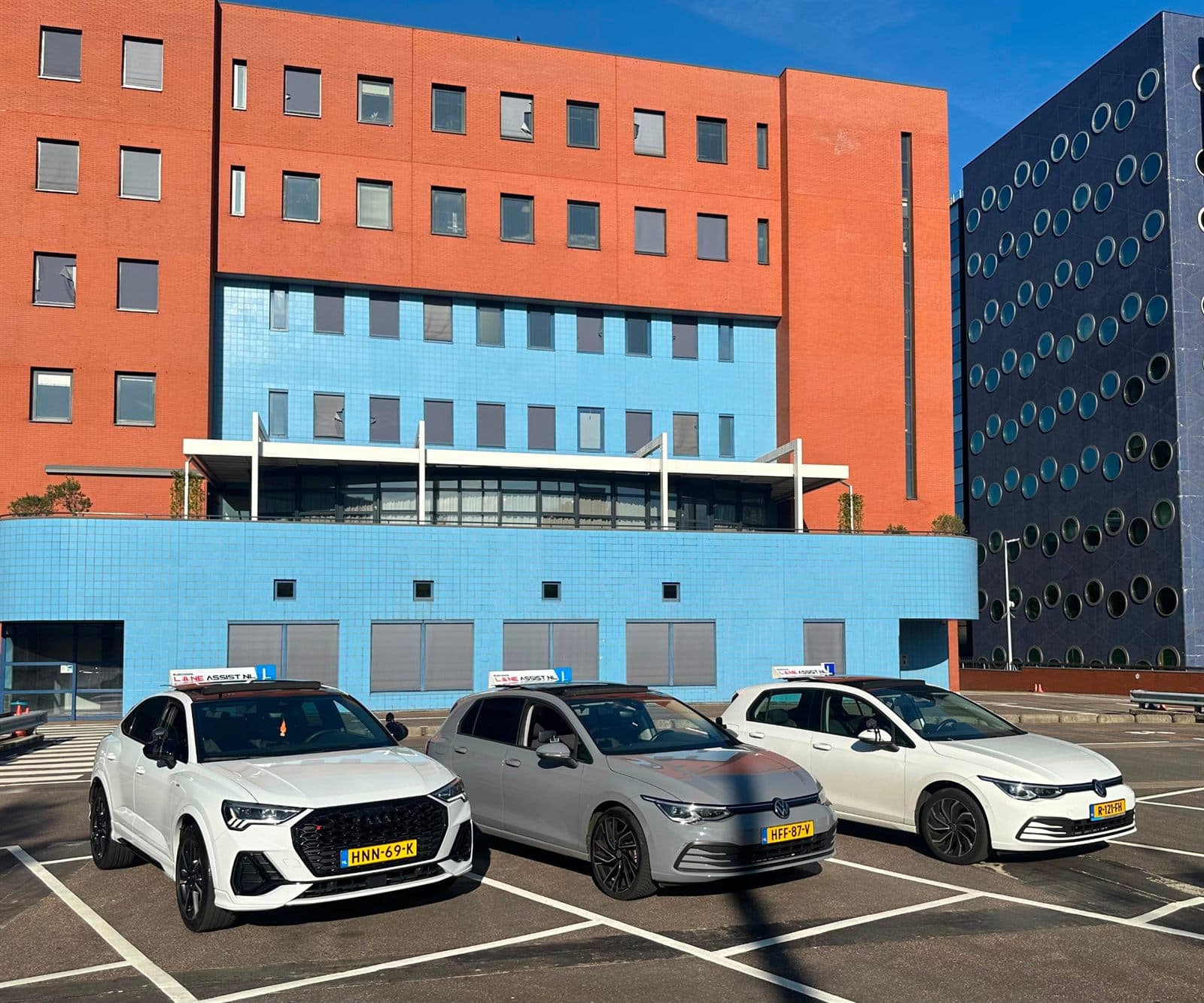De lesvloot van Rijschool Lane Assist
